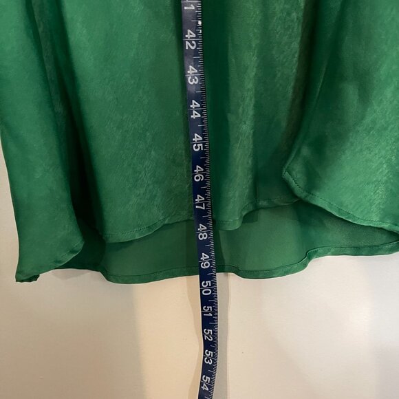 Zara S Long Green Silk Halter Dress โ Button Detail & Front Slit - Picture 5 of 9